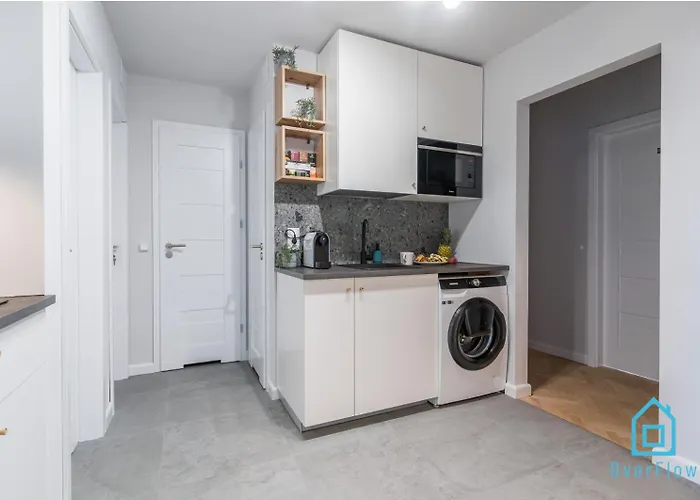 Whizzy - Cozy And Peaceful Place, 12 Minutes From Old Town & Seaside *