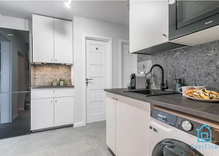 Privatunterkunft Whizzy - Cozy And Peaceful Place, 12 Minutes From Old Town & Seaside *