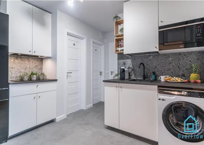 Whizzy - Cozy And Peaceful Place, 12 Minutes From Old Town & Seaside *